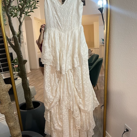 LoveShackFancy Women's NWT Sarabi Wedding Gown True White - Size 0 $1695 - Picture 10 of 11